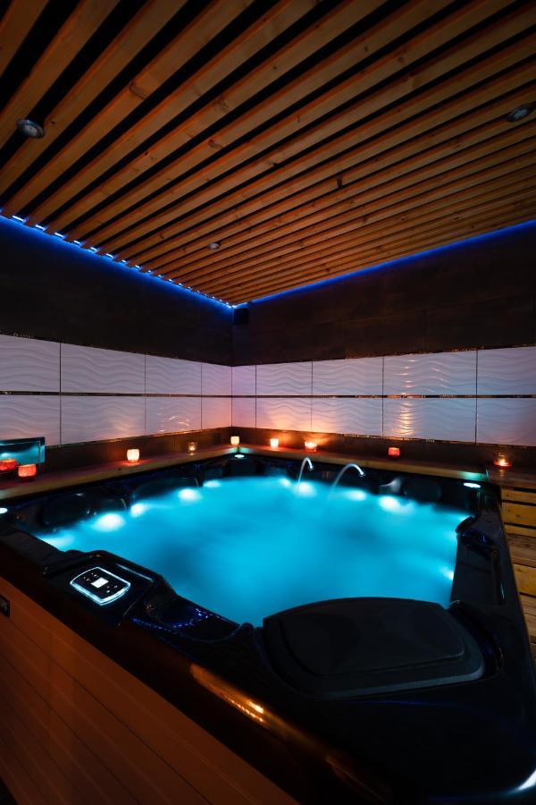 4K Jacuzzi Apartament Bielsko-Biala Exterior photo