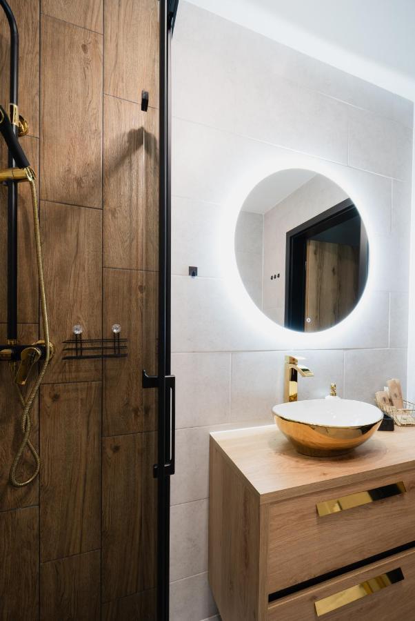 4K Jacuzzi Apartament Bielsko-Biala Exterior photo