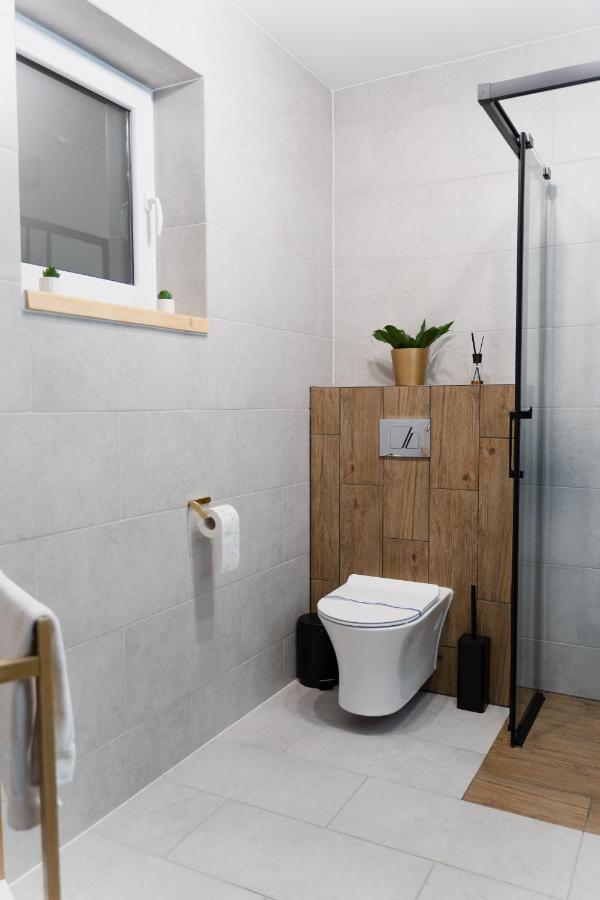 4K Jacuzzi Apartament Bielsko-Biala Exterior photo