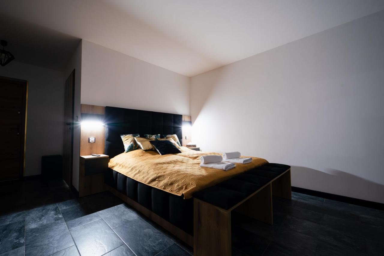 4K Jacuzzi Apartament Bielsko-Biala Exterior photo